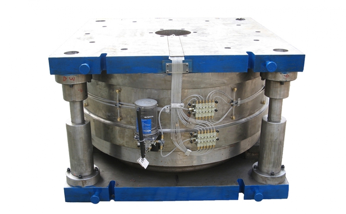 輪轂收縮模具-山東省濟(jì)寧市