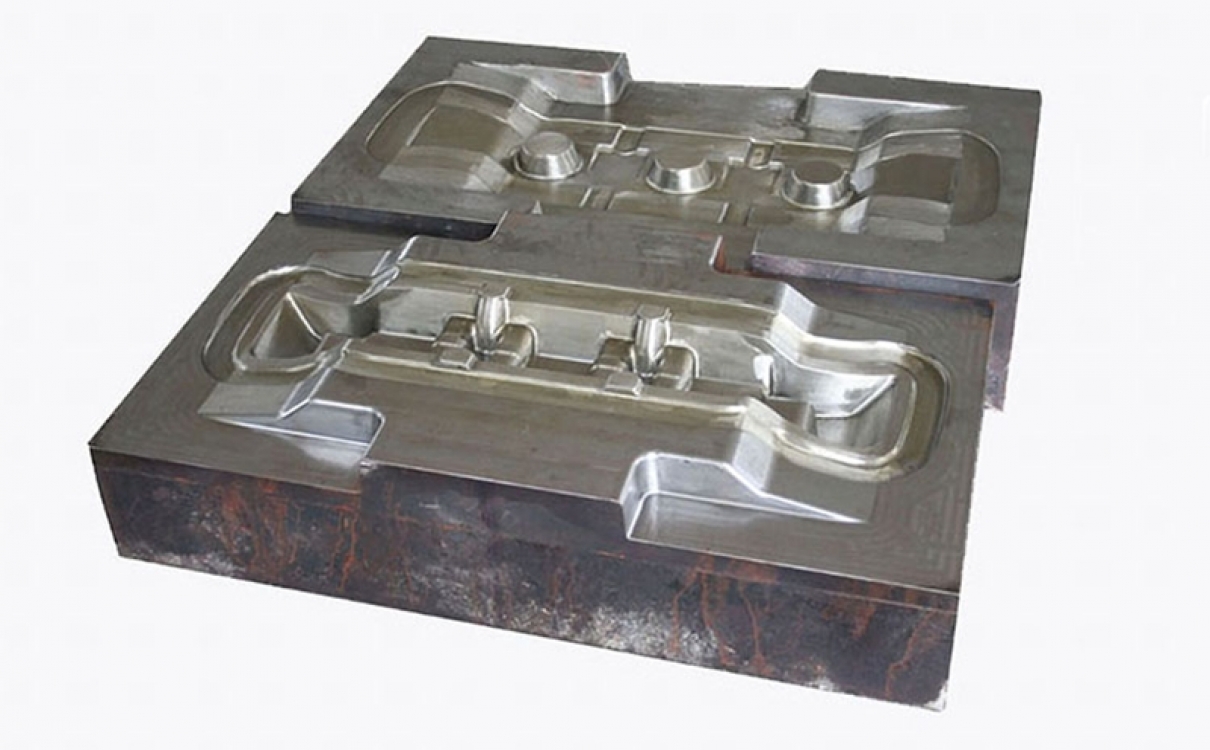 精密鍛壓模具-濟(jì)寧市